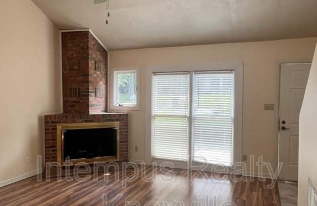 7655 Chatham Cir Gallery 4