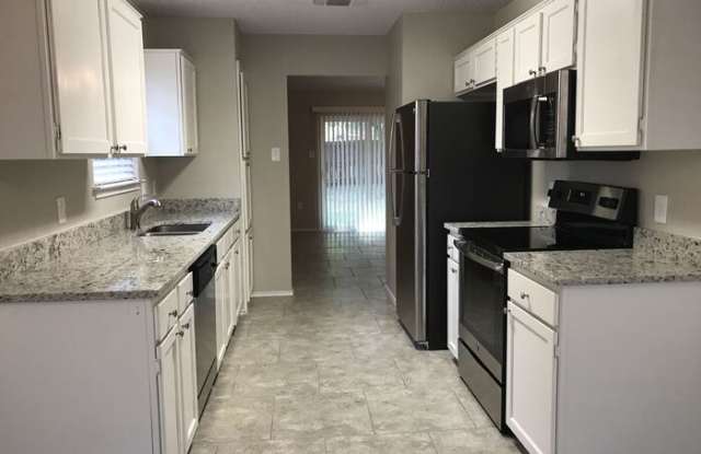 1426 Spring Willow Drive Gallery 4