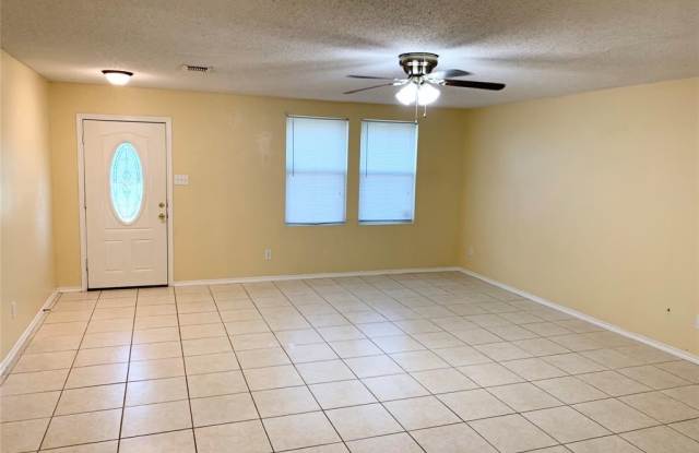 2007 Swenson Court Gallery 3