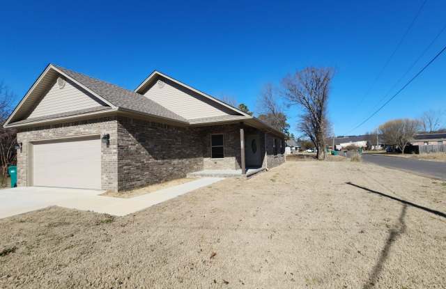 3319 East 4th St photos photos