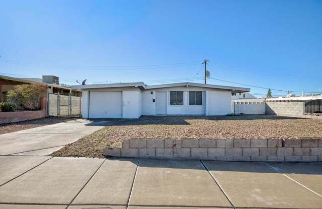 3-Bedroom Single-Story with No HOA and RV Parking photos photos