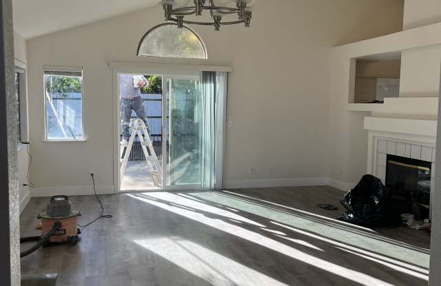 8153 Quiet Knolls Drive Gallery 4