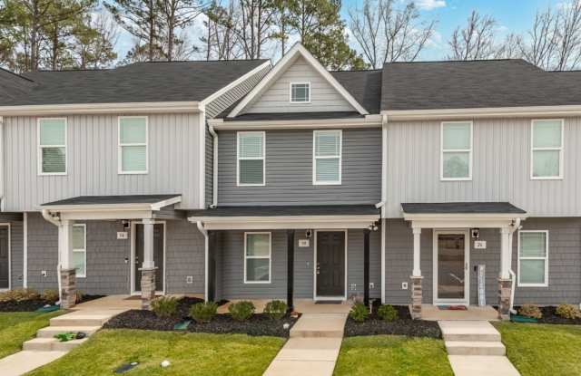 Beautiful 2 Bedroom Townhome in Clayton - 30 Longleaf Pine Street, Johnston County, NC 27527 Beautiful 2 Bedroom Townhome in Clayton - 30 Longleaf Pine Street, Johnston County, NC 27527