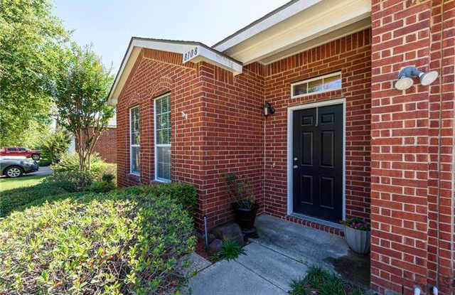 8108 Swan Park Drive Gallery 2