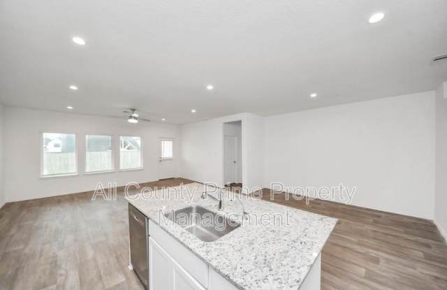 31303 Heddington Ln Gallery 4