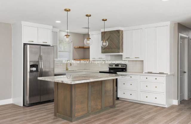 806 Walnut Ave photos photos