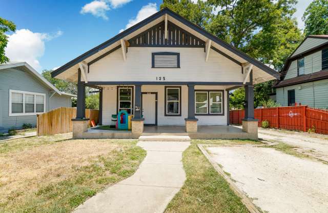 125 Glenwood Court - 201 - 125 Glenwood Court, San Antonio, TX 78210