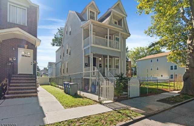 66 N 15Th St - 66 North 15th Street, East Orange, NJ 07017 66 N 15Th St - 66 North 15th Street, East Orange, NJ 07017