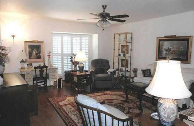 6425 Burgoyne Road Gallery 4