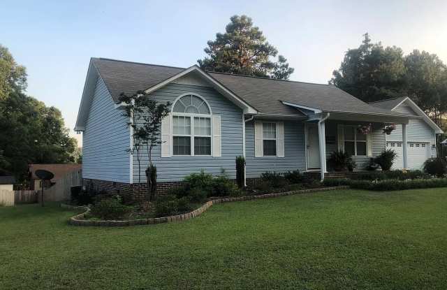✨ Beautiful 3 Bedroom, 2 Bath Home in Southside, AL! ✨ photos photos
