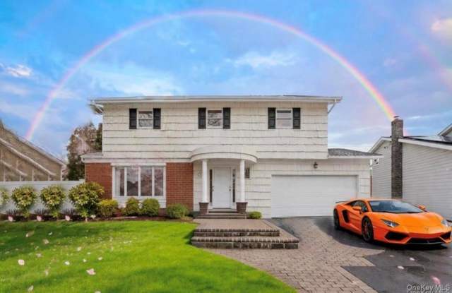 8 SAGAMORE Way S Gallery 1