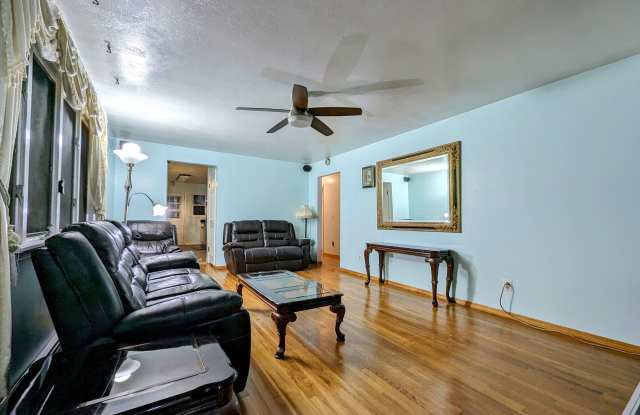 14 Stuart Drive Gallery 4