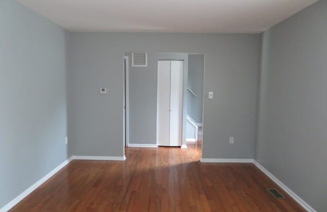 9703 GLEN AVENUE Gallery 3