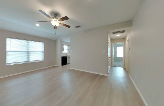 11151 North Lake Mist Lane Gallery 3