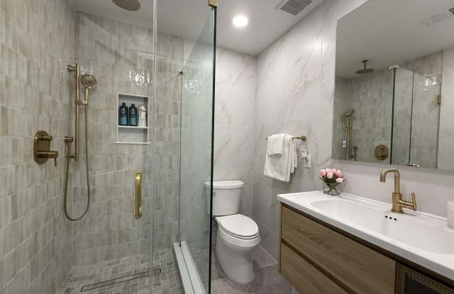 977 Woodgate Avenue - 977 Woodgate Avenue, Long Branch, NJ 07740 977 Woodgate Avenue - 977 Woodgate Avenue, Long Branch, NJ 07740