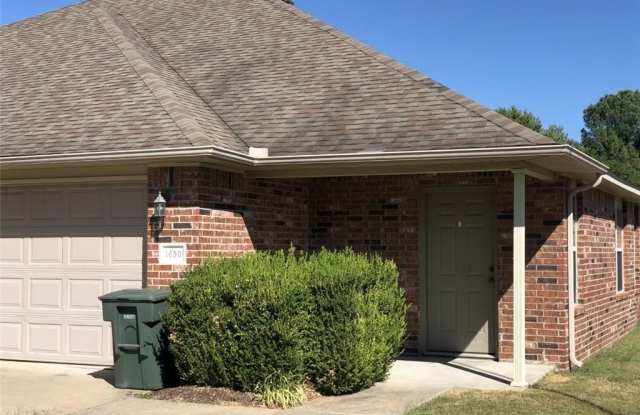 1650  N Willowbrook  DR photos photos