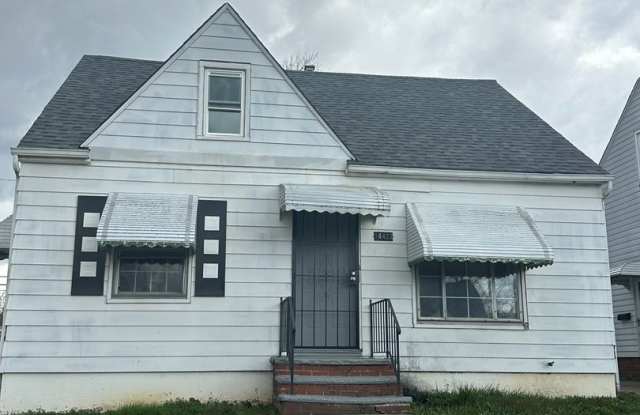 4bd Single Maple Section 8 - 14423 Tabor Avenue, Maple Heights, OH 44137