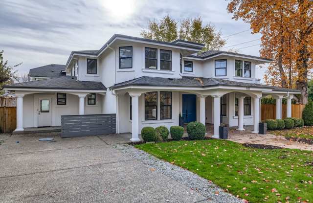 Stunning 5bed/5bath + Office in Prime Kirkland Location! - 603 9th Avenue, Kirkland, WA 98033