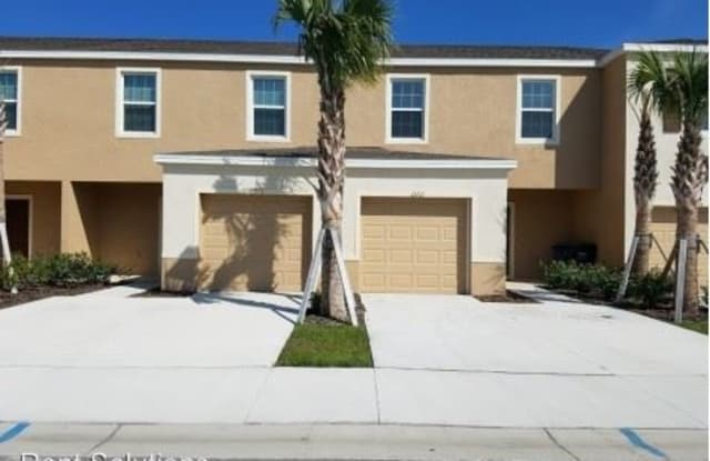 12712 Buffalo Run Drive - 12712 Buffalo Run Drive, Riverview, FL 33534