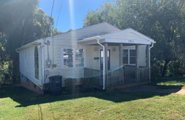 One Level with Back Deck photos photos