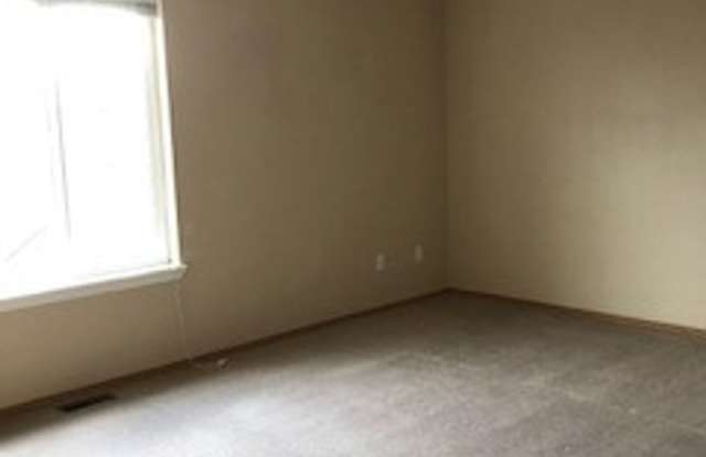 3 Bedroom 1 Bathroom Belgrade Unit photos photos