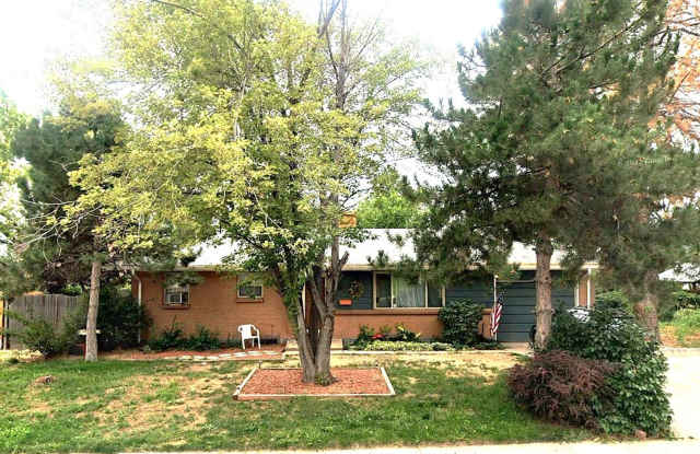 Beautiful 3-Bedroom, 1.5-Bathroom Home with Spacious Backyard in Prime Northglenn Location photos photos