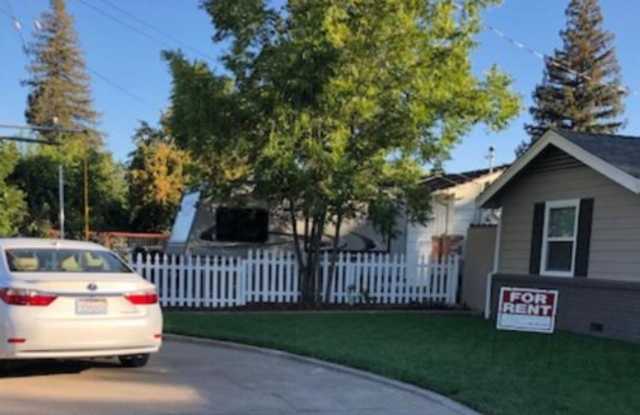 ADORABLE 1 Bedroom Home w/ TONS of Extras! Please view entire ad for viewings! photos photos