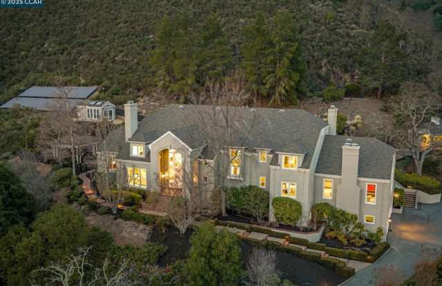 2420 Diablo Lakes Ln photos photos
