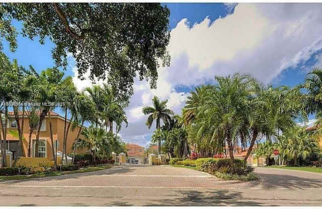1734 Royal Palm Way photos photos