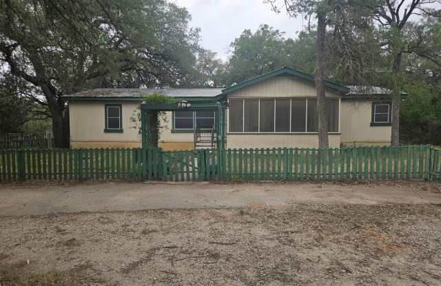 18861 FM 2252 photos photos