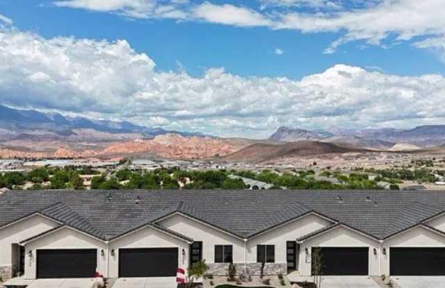 2078 W 320 S photos photos