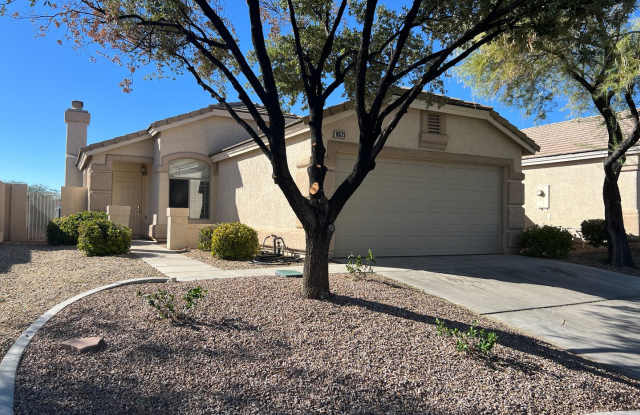 1 STORY 3 BR, 2 BA HOME IN THE HEART OF SOUTH SUMMERLIN! - 10523 Clarion River Drive, Summerlin South, NV 89135