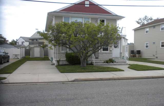 215 N Swarthmore Ave Ave photos photos