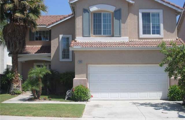 1395 Elgin Way photos photos