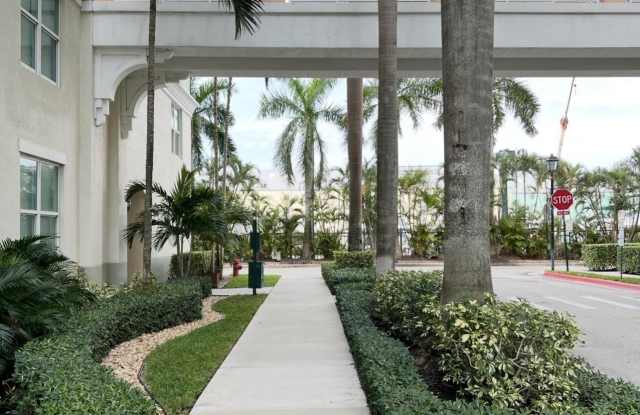 806 E Windward Way unit: 216 photos photos