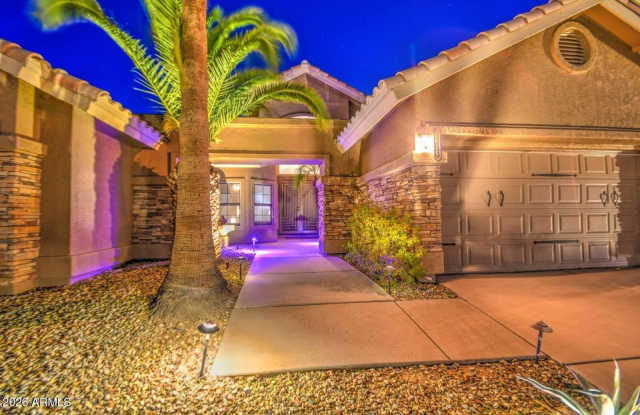 1676 E GLENHAVEN Drive Gallery 2