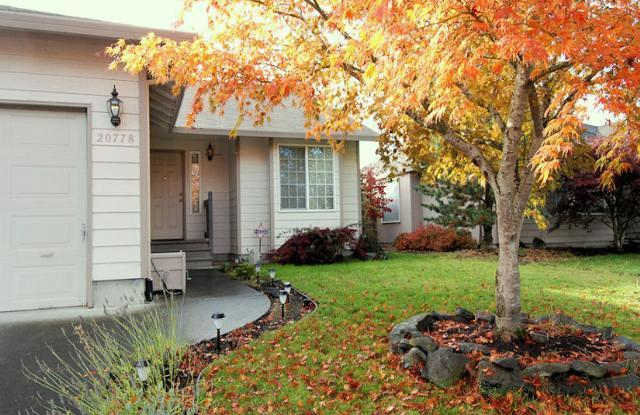 Gorgeous 3 Bedroom Aloha House with Attached 2 Car Garage photos photos