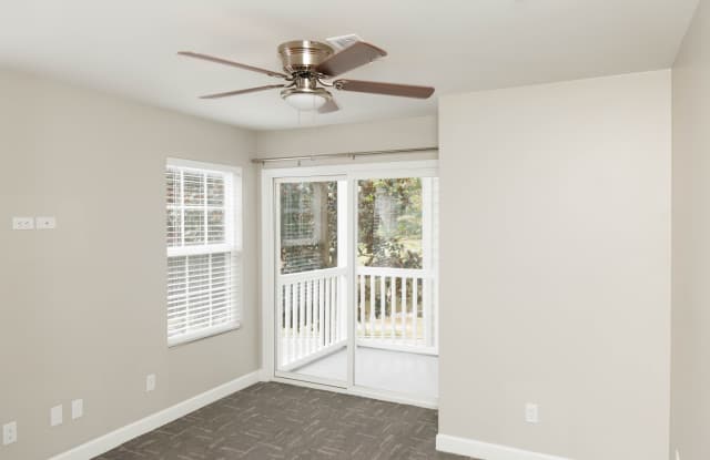 4407 Riverwood Drive Gallery 2