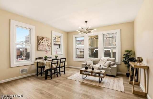 235-237 Lehigh Avenue Gallery 4