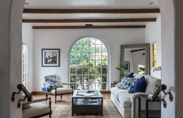 273 S Palm Dr - 273 South Palm Drive, Beverly Hills, CA 90212