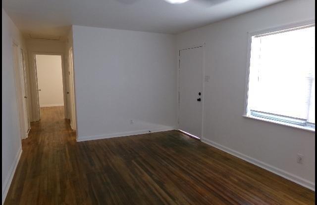 9418 Crofton Drive Gallery 3