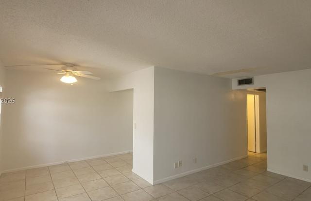 320 Fanshaw H Gallery 3