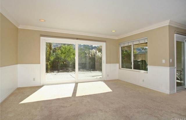 24332 Parkside Dr E Gallery 2