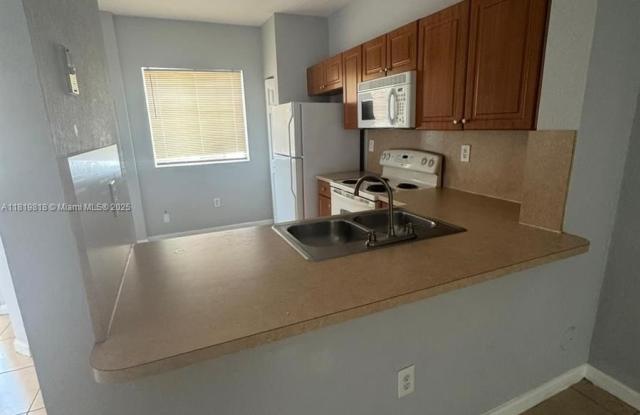 8811 S ISLES CR photos photos