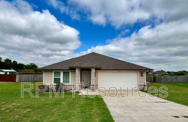 1936 Eli Avenue - 1936 Eli Ave, Grady County, OK 73089