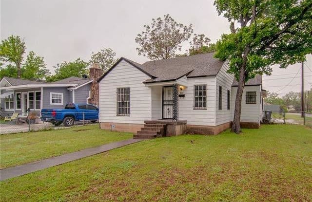 923 Hartsdale Drive - 923 Hartsdale Drive, Dallas, TX 75211