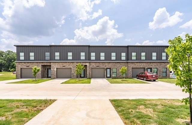 3423 Brooke Place photos photos