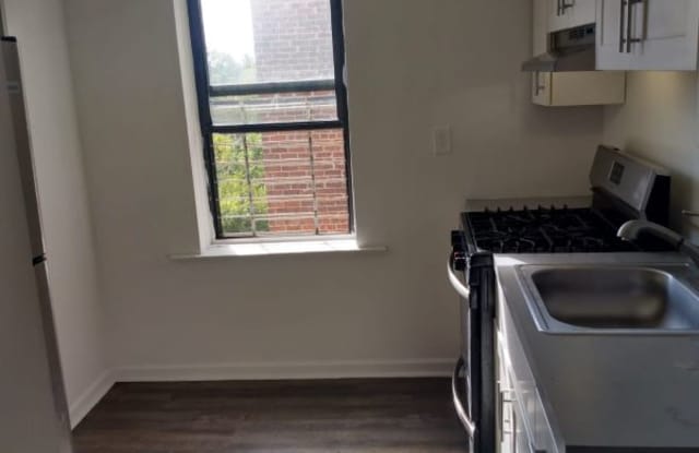 210 Central Ave 5D - 210 Central Avenue, Essex County, NJ 07050
