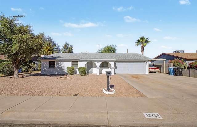 13832 North 17th Avenue photos photos