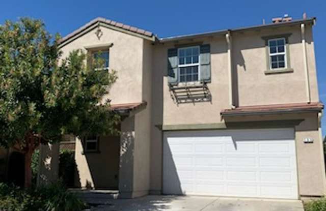 Beautiful 3 bedroom Home, Great Neighborhood, Open and Bright! Gallery 1